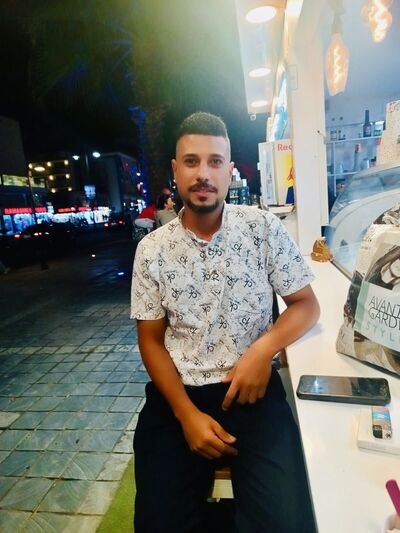  ,   Ahmed, 33 ,   ,   
