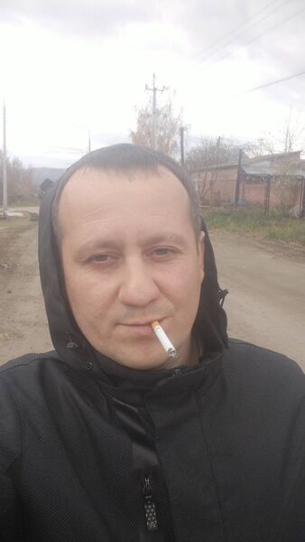  ,   Alexander, 37 ,  