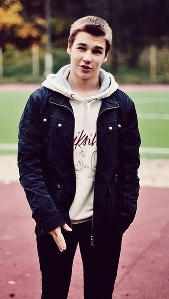  ,   Ilya, 26 ,     , c 