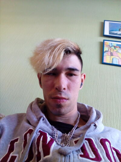  ,   Viktors, 26 ,   ,   , c , 