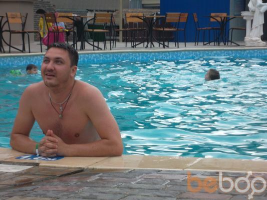  ,   Nicolas, 41 ,   