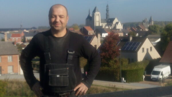  ,   Viktor, 47 ,   ,   , c 