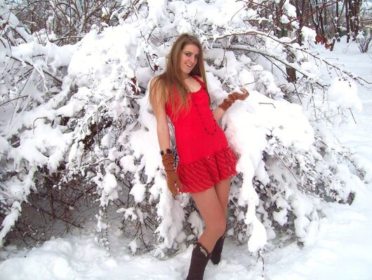  ,   Ekaterina, 30 ,   