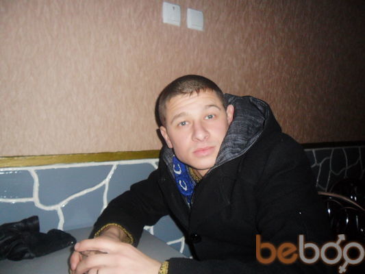  ,   Artem, 36 ,   