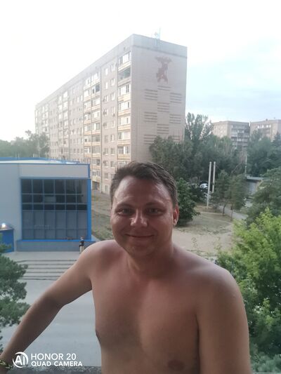  ,   Anatoly, 32 ,   ,   