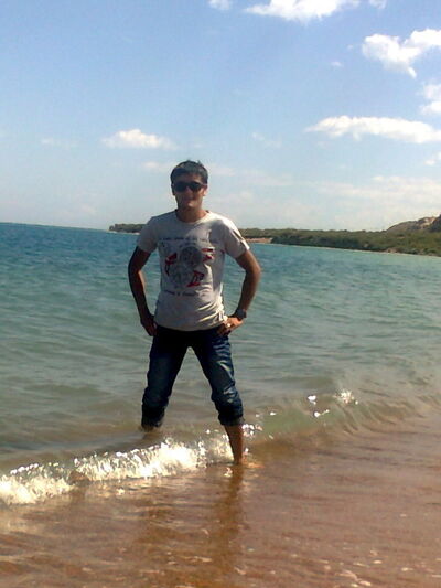  ,   Ulan, 33 ,   