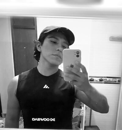  ,   Derian, 29 ,   ,   