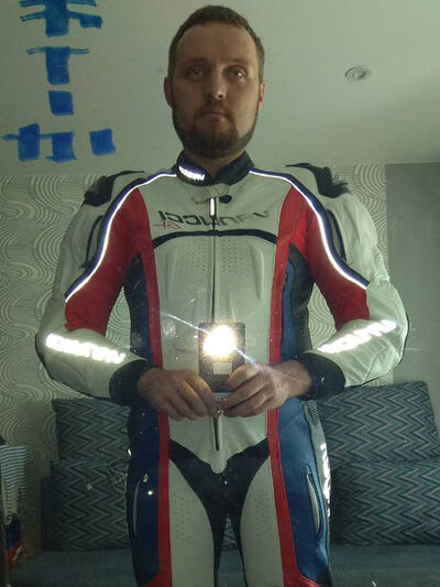  ,   Alex, 40 ,   ,   , c 