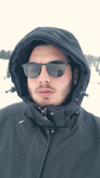  ,   Vaniko, 26 ,   ,   