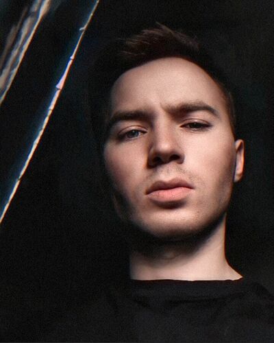  ,   Denis, 25 ,   ,   