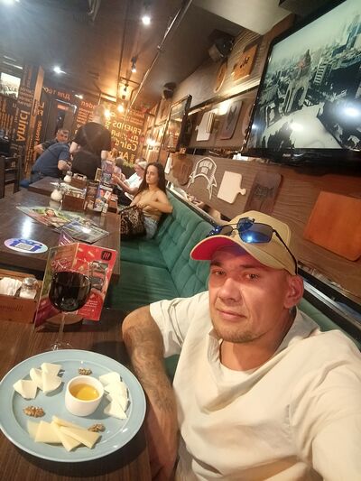  ,   Aleksandr, 42 ,     , c 