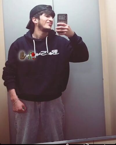  ,   Mudassir, 25 ,  