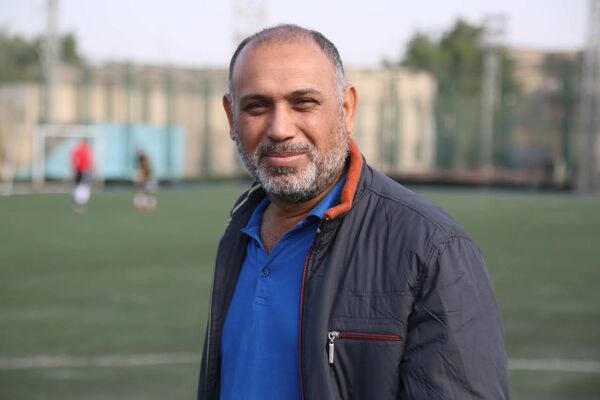  ,   Ali ali, 52 ,   ,   , c 
