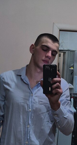  ,   Maxim, 24 ,   ,   