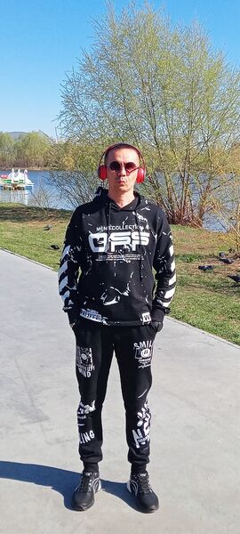  Novy,   Lenar, 45 ,   ,   