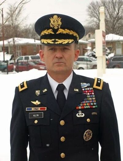  Apex,   Mark Daivid, 63 ,   ,   