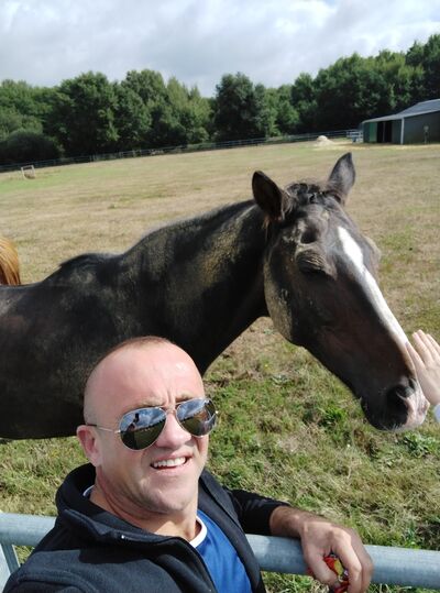  ,   ALEX, 47 ,   ,   , c , 