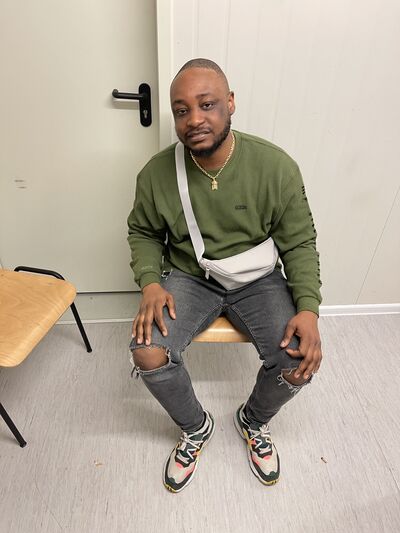  ,   Alex, 38 ,   ,   