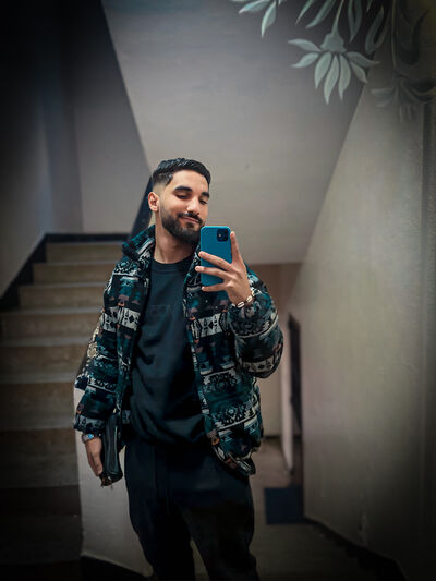 ,   Walid, 25 ,   ,   