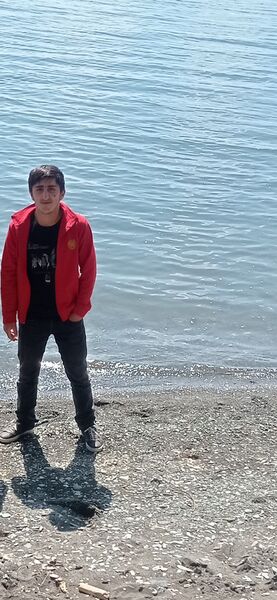  ,   Armik, 27 ,  