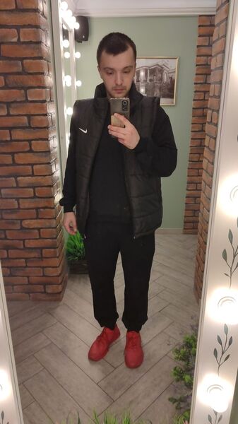  ,   Nikita, 28 ,  