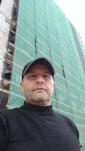  ,   Ali, 44 ,   c 