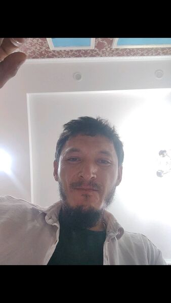  ,   Asylbek, 32 ,   