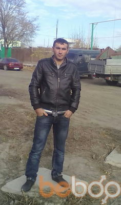  --,   Mehdi, 38 ,   