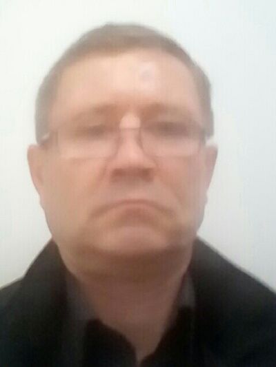  ,   Aleks, 58 ,  