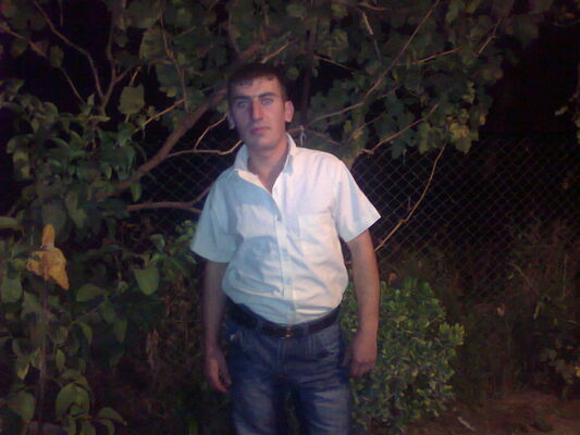  ,   Varujan, 34 ,   