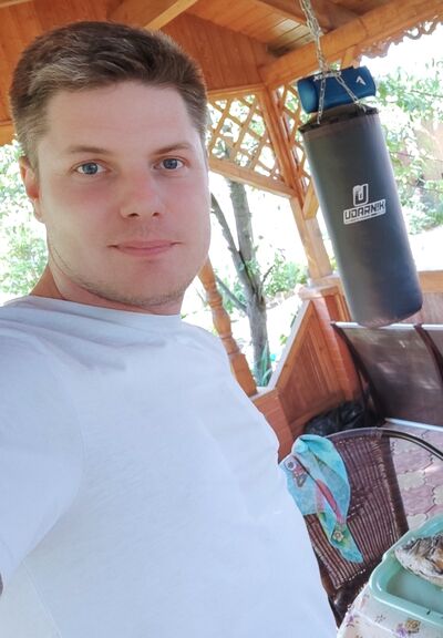  ,   Artem, 35 ,   ,   