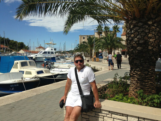  ,   Aleky, 48 ,   