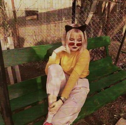  ,   Marina, 22 ,   ,   