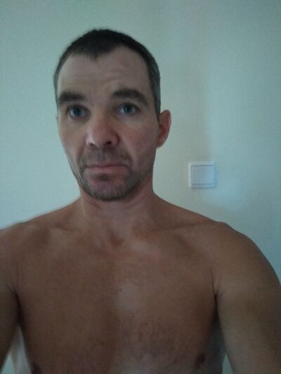  ,   Robert, 47 ,   ,   , c 