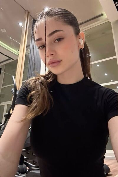  ,   Nicoleta, 18 ,   ,   