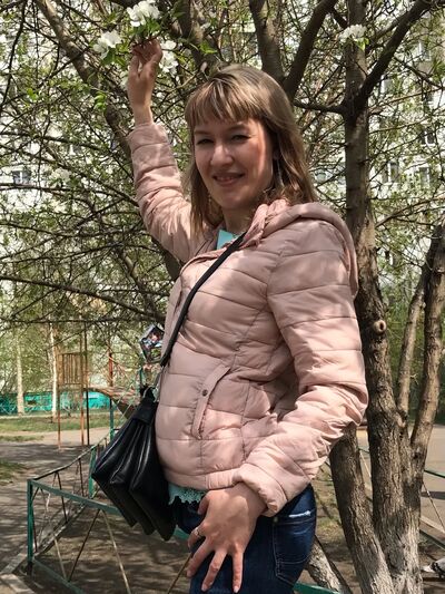 ,   Alena L, 35 ,   ,   
