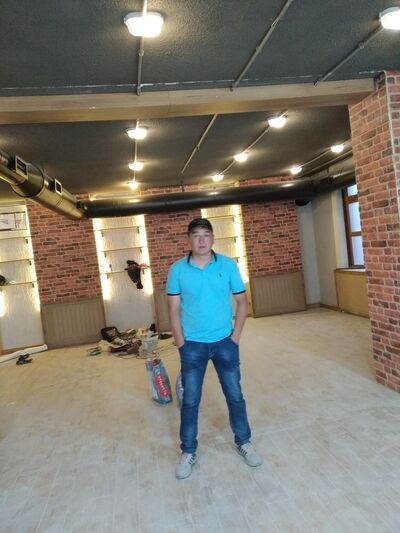  ,   Erlan, 34 ,   ,   , c 