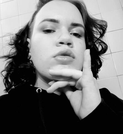  ,   Marina, 26 ,   ,   , c , 