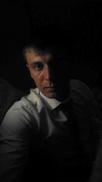  ,   No Name, 32 ,  