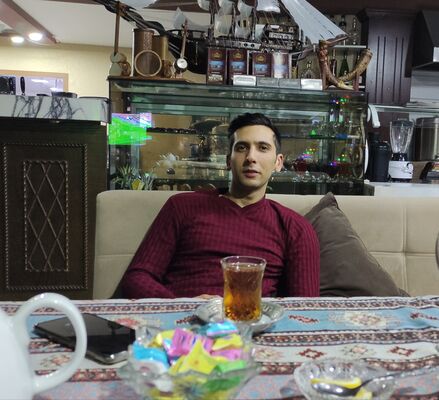  ,   Saddam, 32 ,   ,   