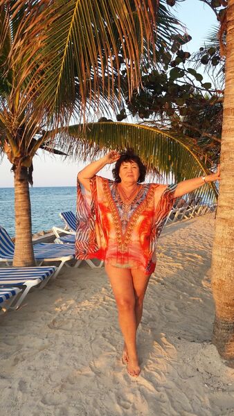  ,   Nadia, 64 ,   ,   , c 