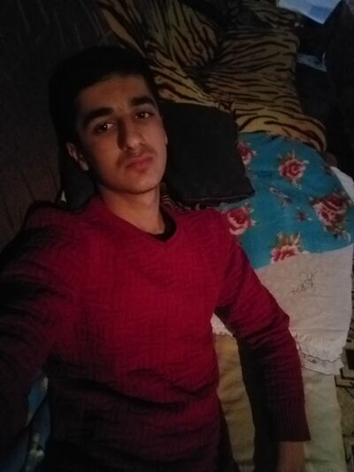  ,   Artyom, 25 ,   ,   , c 