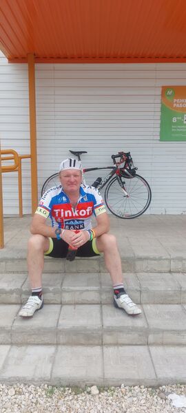  ,   Valery, 53 ,   c 