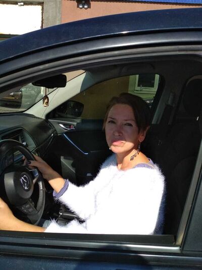  ,   Albina, 55 ,   c 