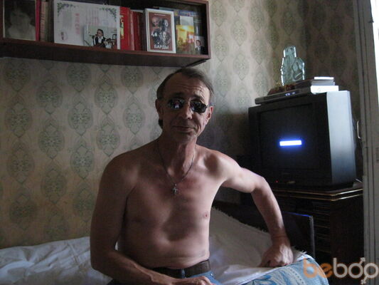  ,   Vitelii, 68 ,   
