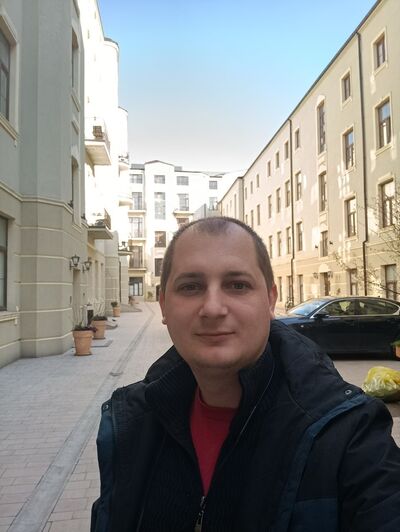  Hameln,   Igor, 33 ,     , c 