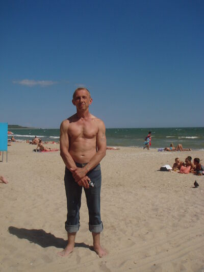  ,   Orest, 61 ,   ,   , c 