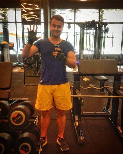  ,   Ruslan, 35 ,   ,   , c 