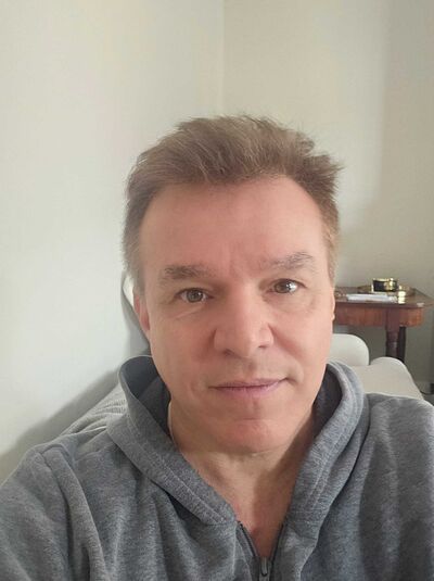  ,   Mario, 53 ,   ,   , c 