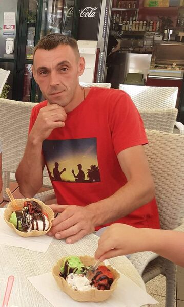  -,   Vitall, 41 ,     , c 